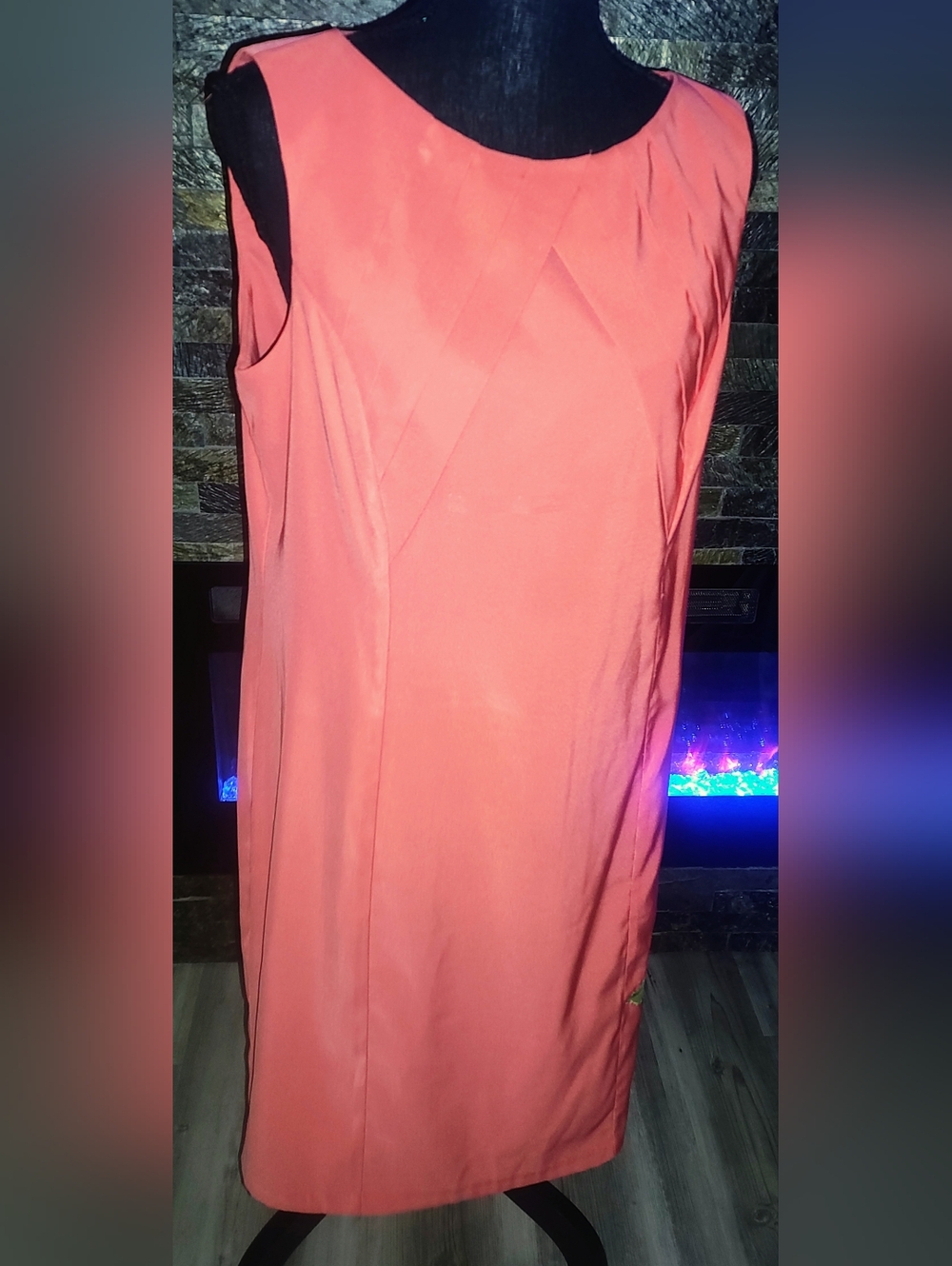 Sleeveless Coral Shift Dress With Flower On Left Side Size 14